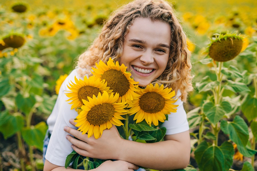 Teeth Whitening: A Confident, Radiant Smile is Within Reach for Everyone