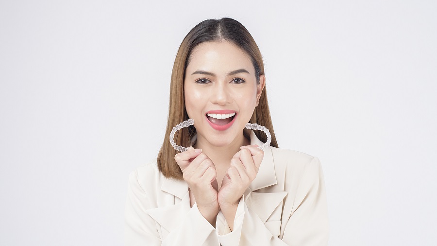 How Long Does Invisalign Take? Your Dentist in Green Lake Explains